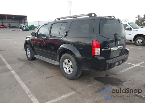 2005 Nissan Pathfinder Xe from USA, damaged, VIN 5N1AR18W45C703031